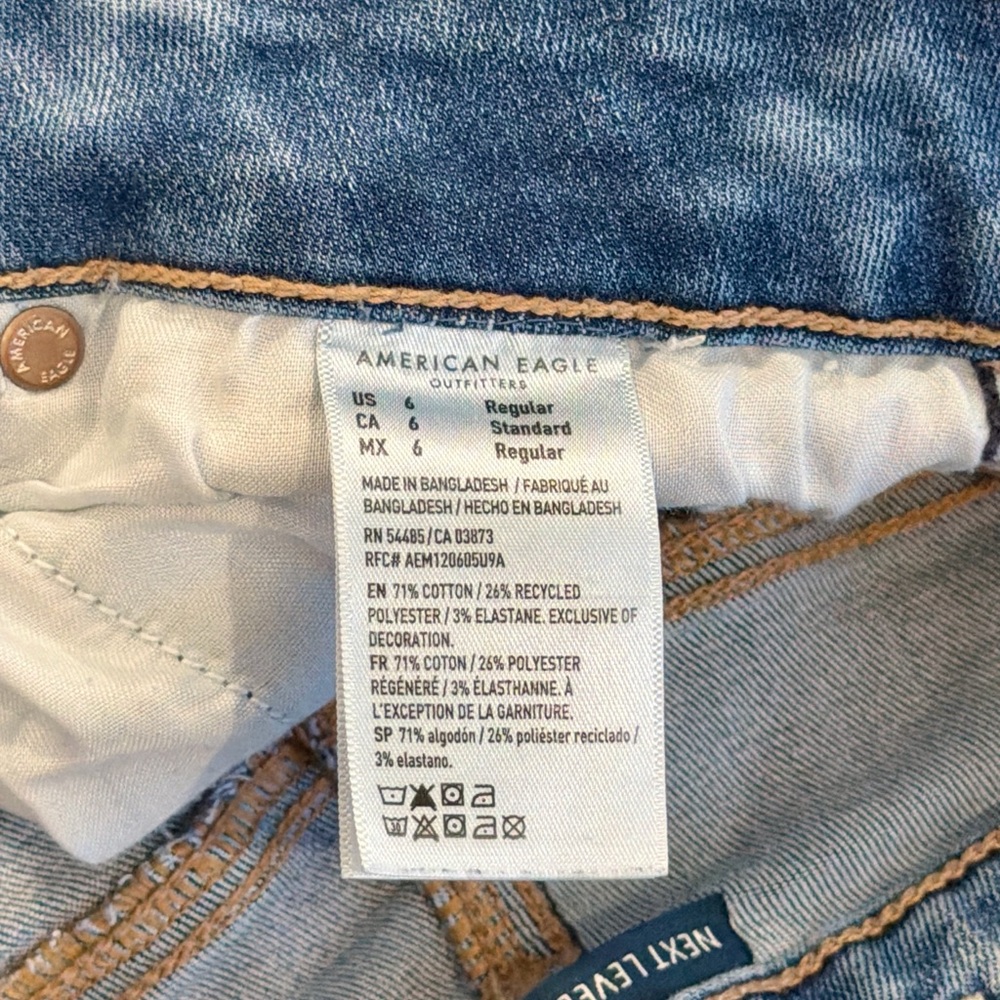 American Eagle Next Level High-Waisted Skinny Kick Jeans | 6 | Indigo - Picture 8 of 8